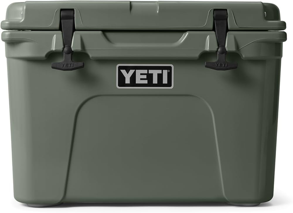 Amazon.com : YETI Tundra 35 Cooler, Camp Green : Sports & Outdoors | Amazon (US)