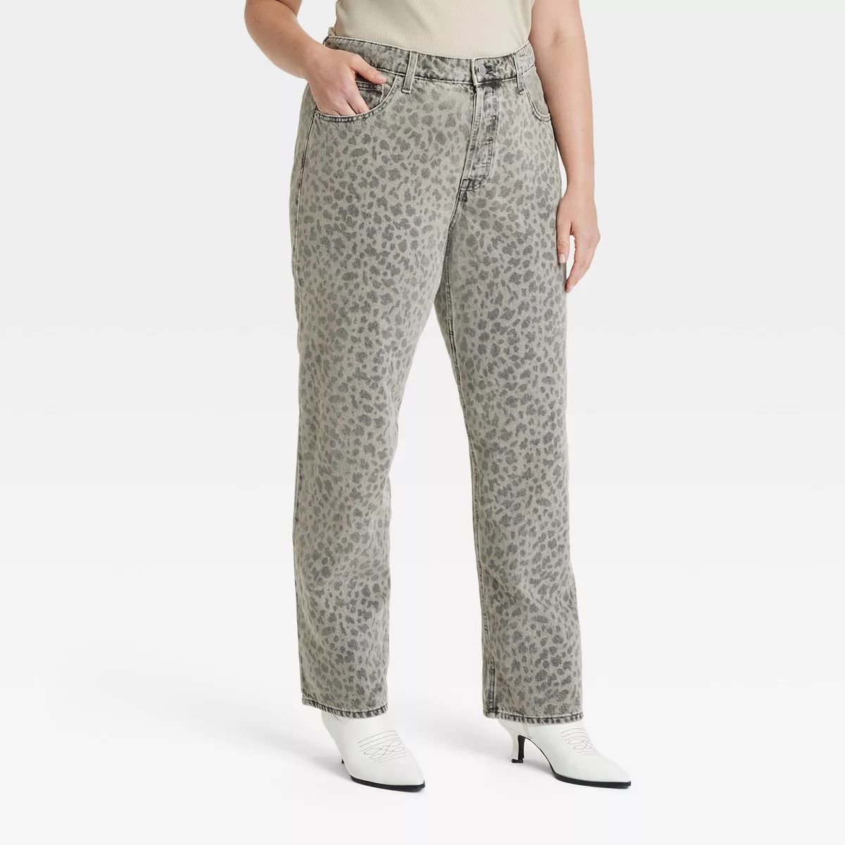 Women's Mid-Rise 90's Baggy Jeans - Universal Thread™ Light Beige Leopard Print | Target