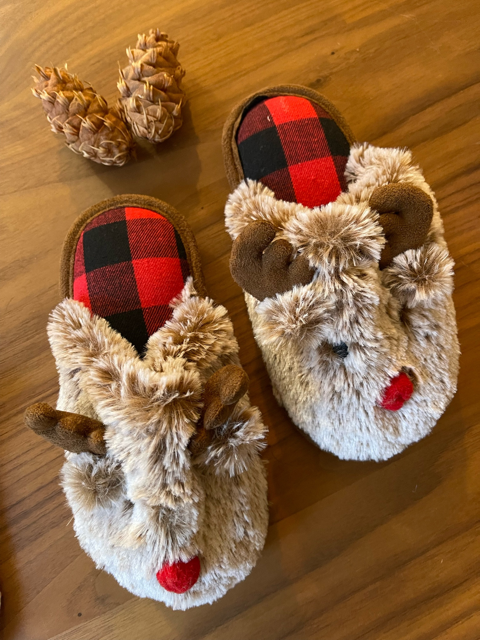Toddler/ Kids reindeer slippers 

#LTKSeasonal #LTKHoliday #LTKGiftGuide