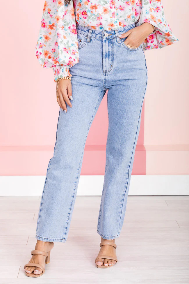 Megan Light Wash Straight Leg Mom Jeans | Pink Lily