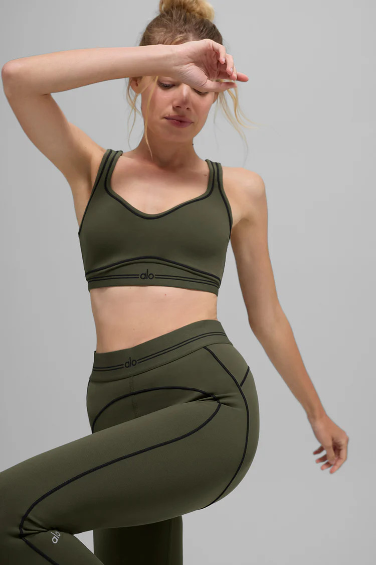 Airbrush Heart Throb Bra - Green Olive/Black | Alo Yoga (US)
