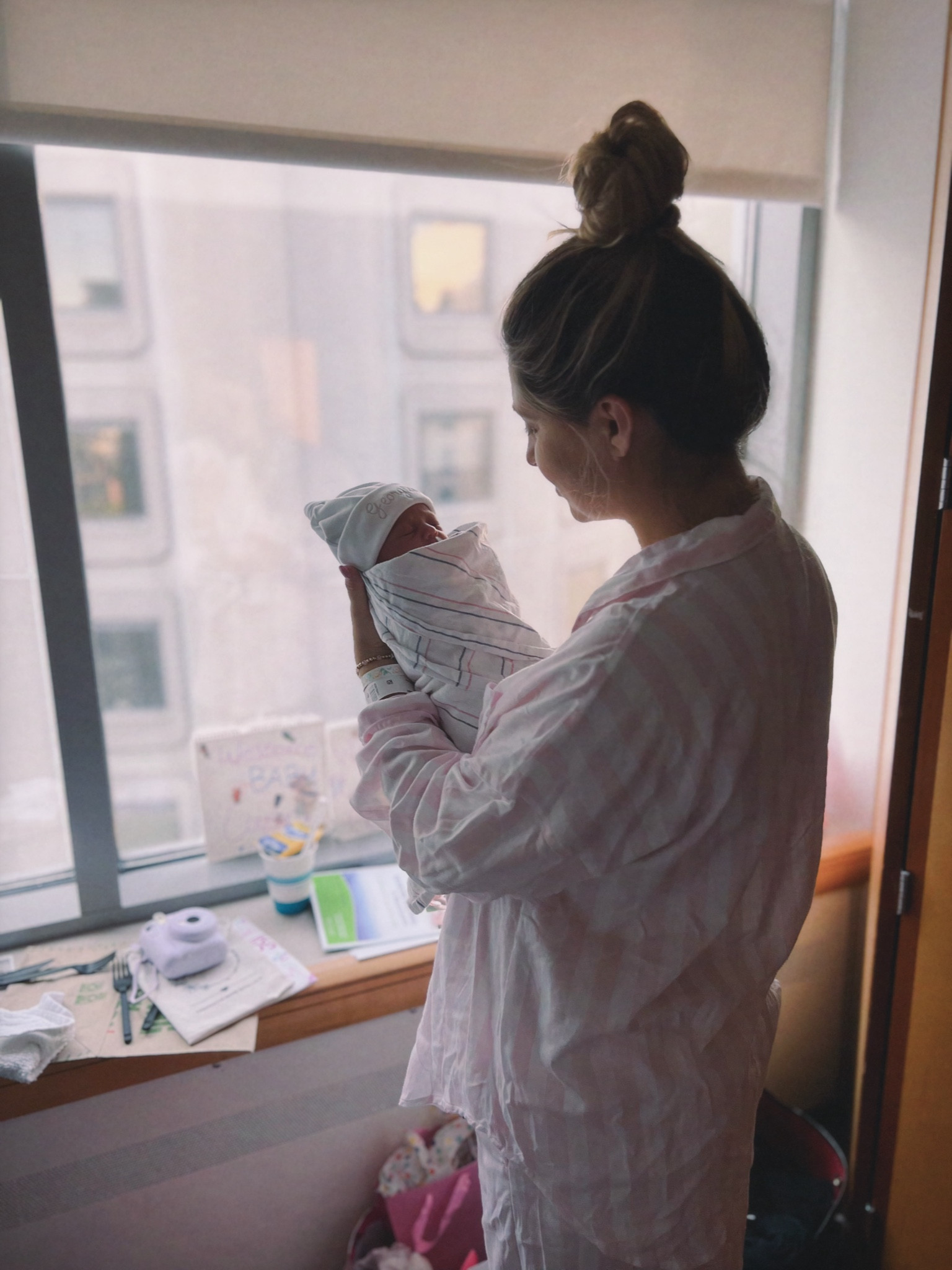 Cute pajamas for the hospital after l&d 🩷🩵 comes in pink and blue! Wearing size M
Hospital bag 
Girl mom 

#LTKBump #LTKBaby