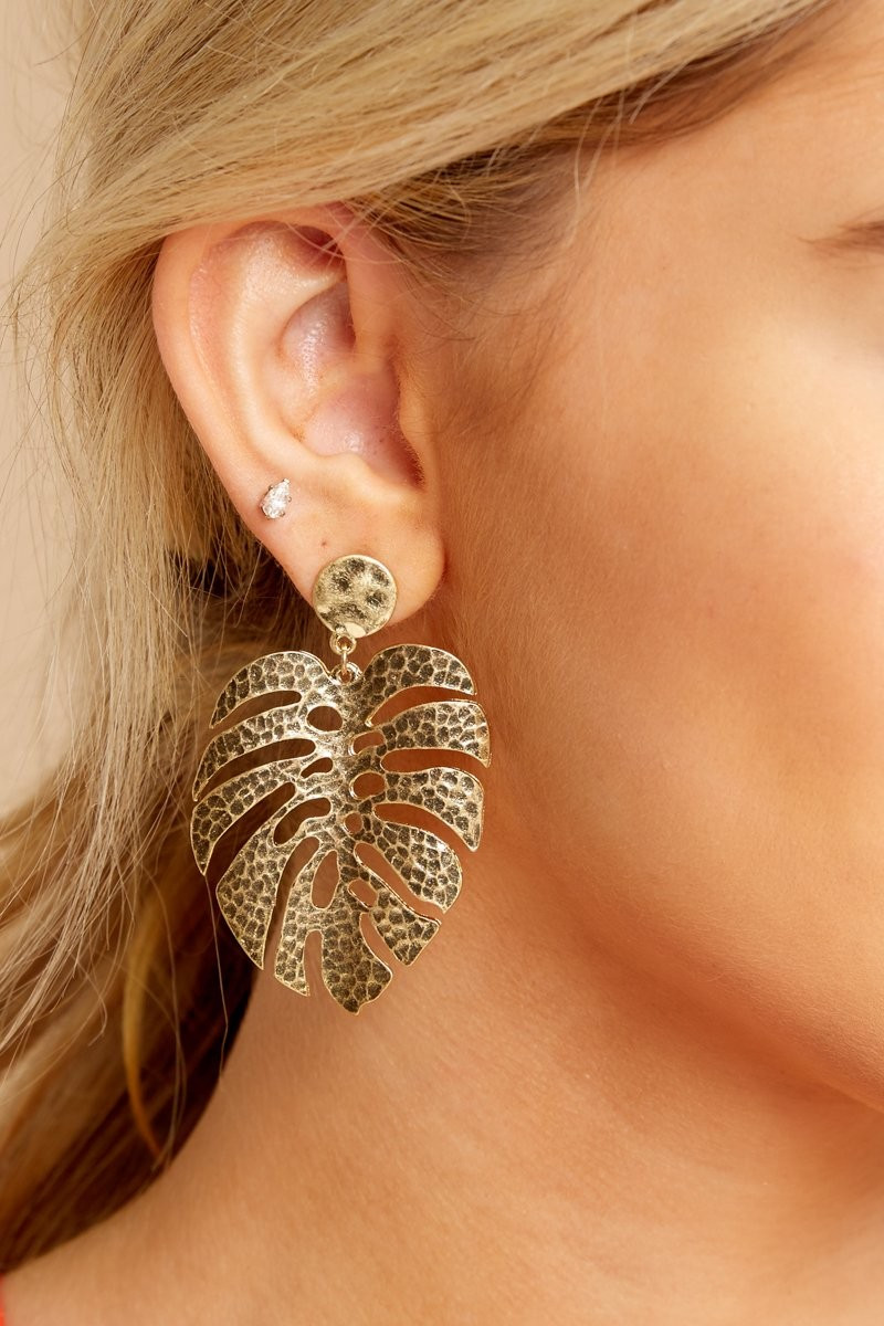 No Stress Gold Leaf Earrings | Red Dress 
