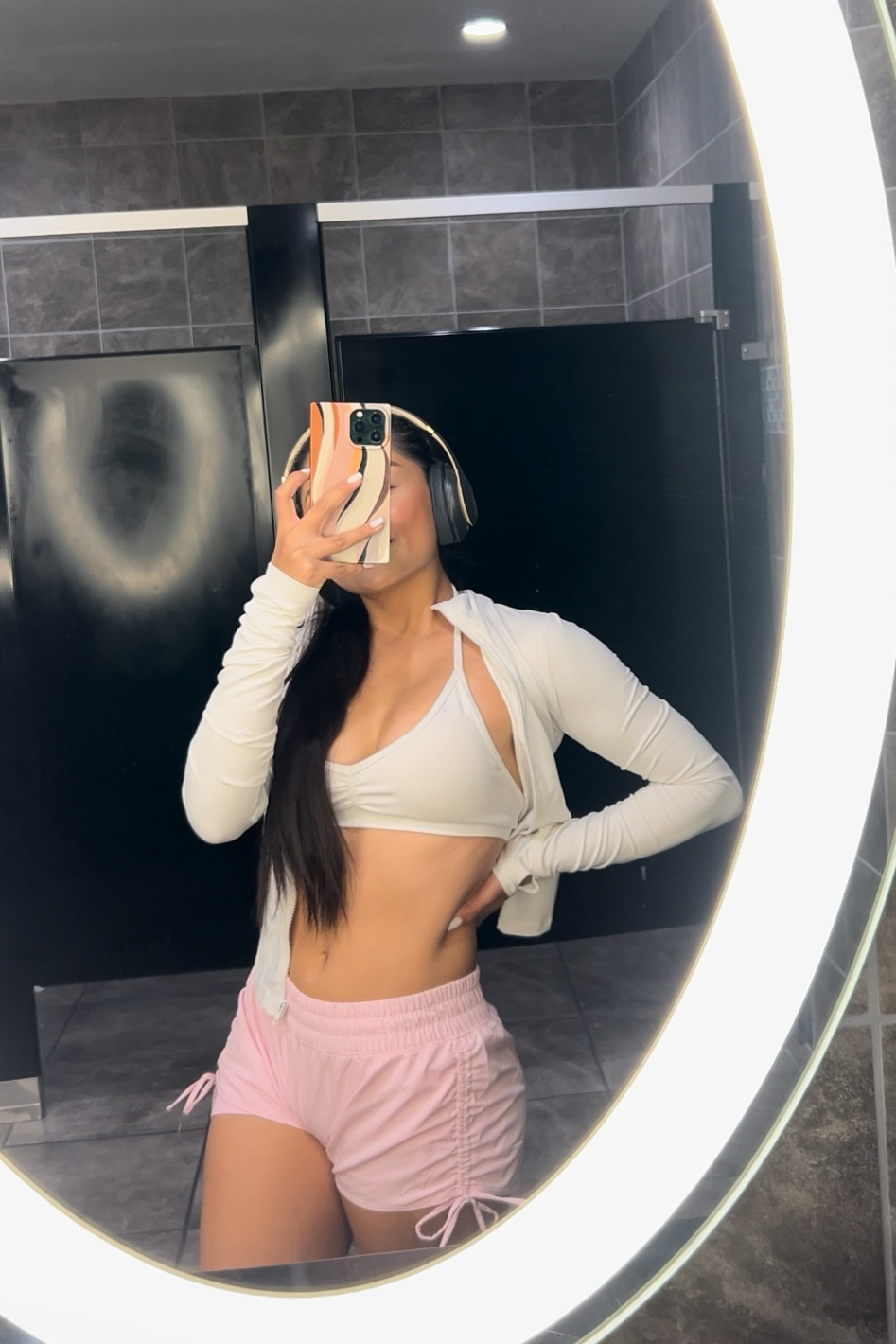 pink shorts in small 🎀

#LTKActive #LTKFitness #LTKSaleAlert