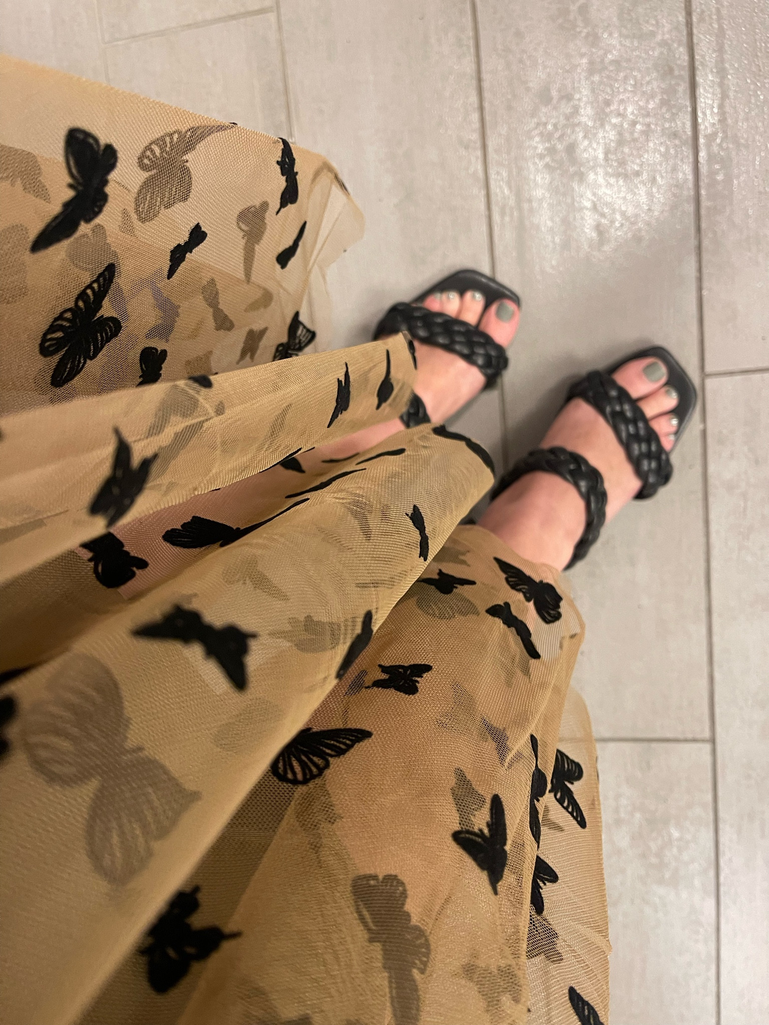 The best skirt and comfy heels! 🖤

#heels #skirt

#LTKshoecrush #LTKstyletip #LTKunder50