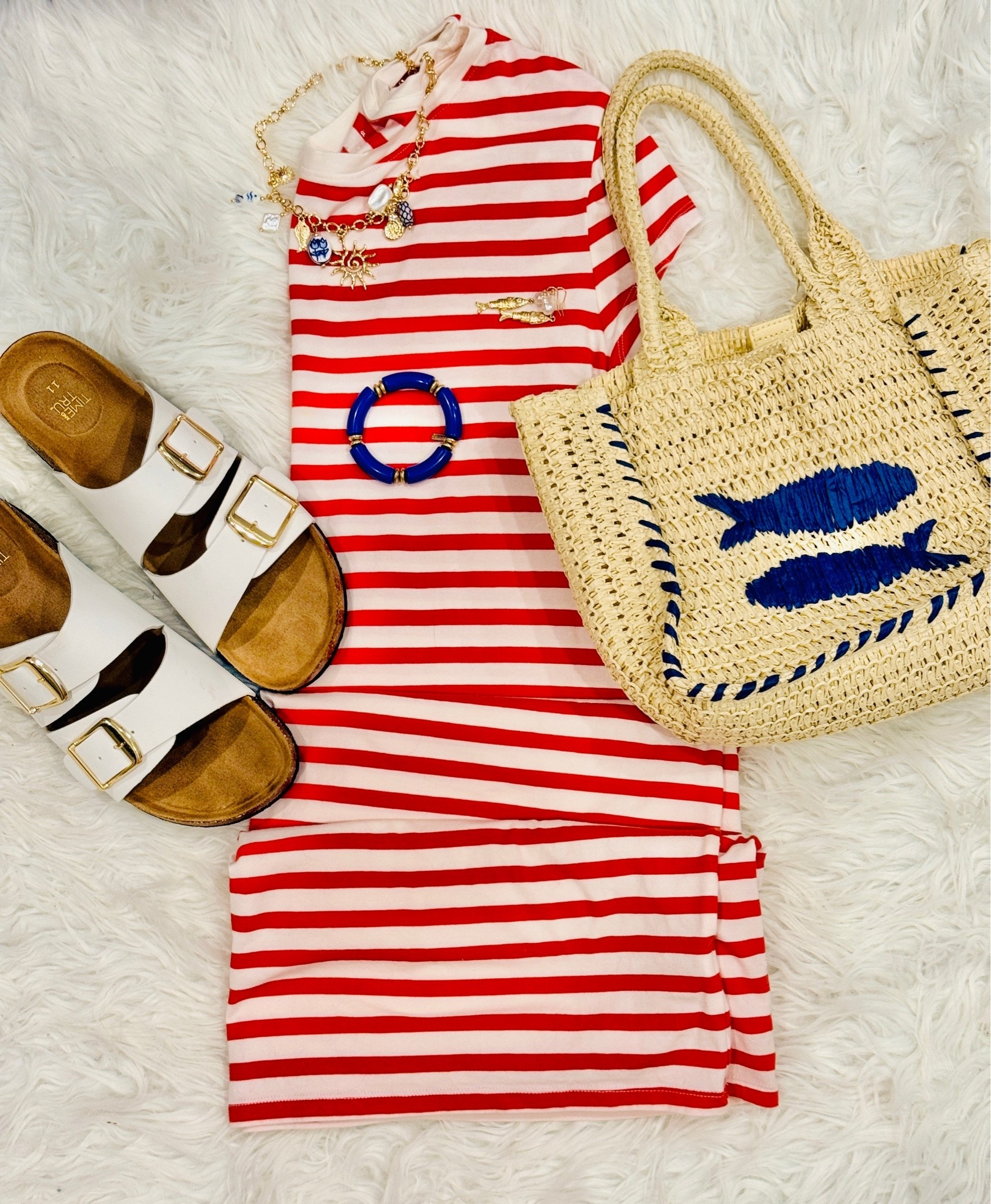 Coastal outfit inspo! 

Memorial Day weekend outfit, Fourth of July outfit, 4th of July outfit