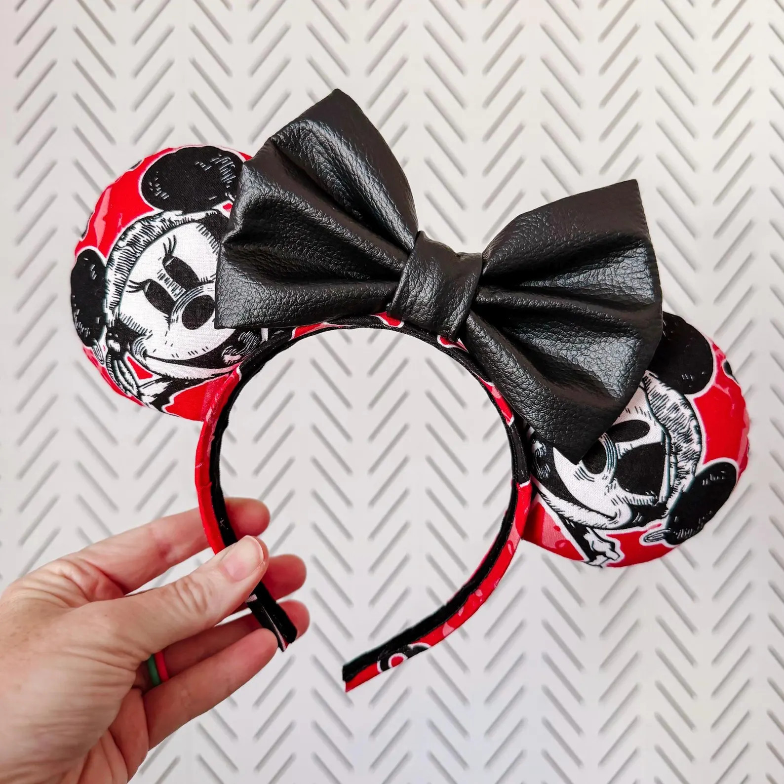 Yo Ho Pirate Mickey and Minnie Ears | Disney Cruise Minnie Ears | Pirate Ears | DCL Minnie Ears | Etsy (US)