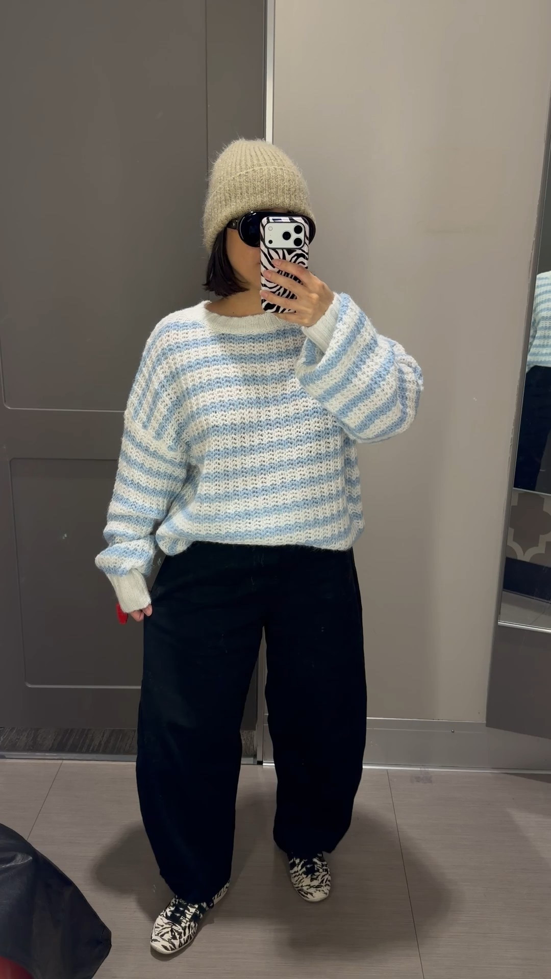 Cute sweater wearing size medium for an oversized fit. 

#LTKFindsUnder50 #LTKootd #LTKPetite