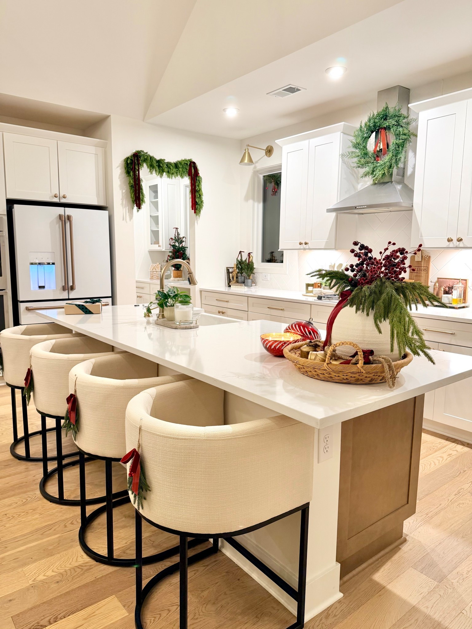A Christmas kitchen will always be timeless. This year I kept it simple and elegant. 

#LTKHome #LTKHoliday #LTKSeasonal