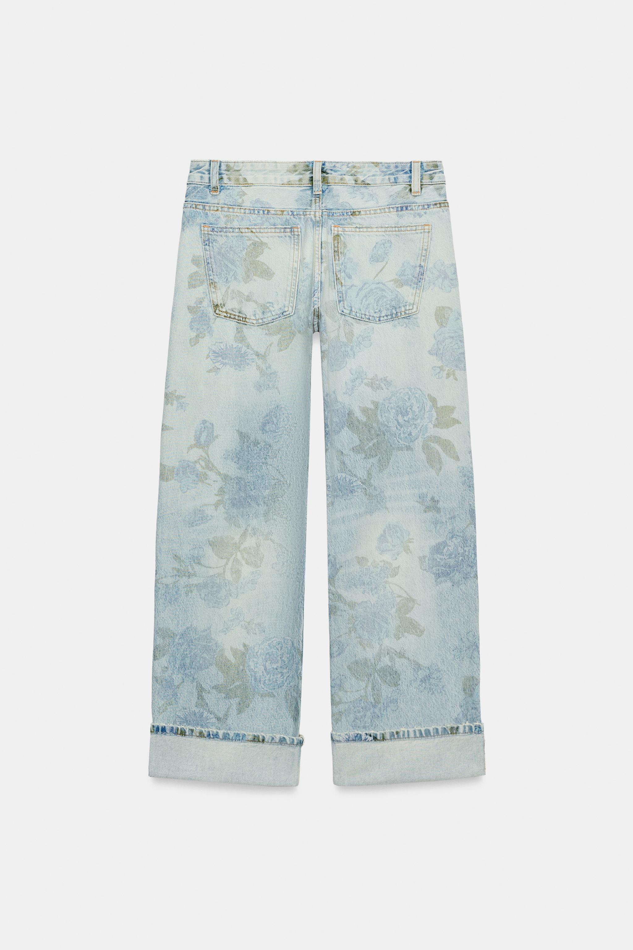 LOW RISE - LOOSELow-rise jeans with belt loops and five pockets. Features a folded hem. Front zip... | Zara US