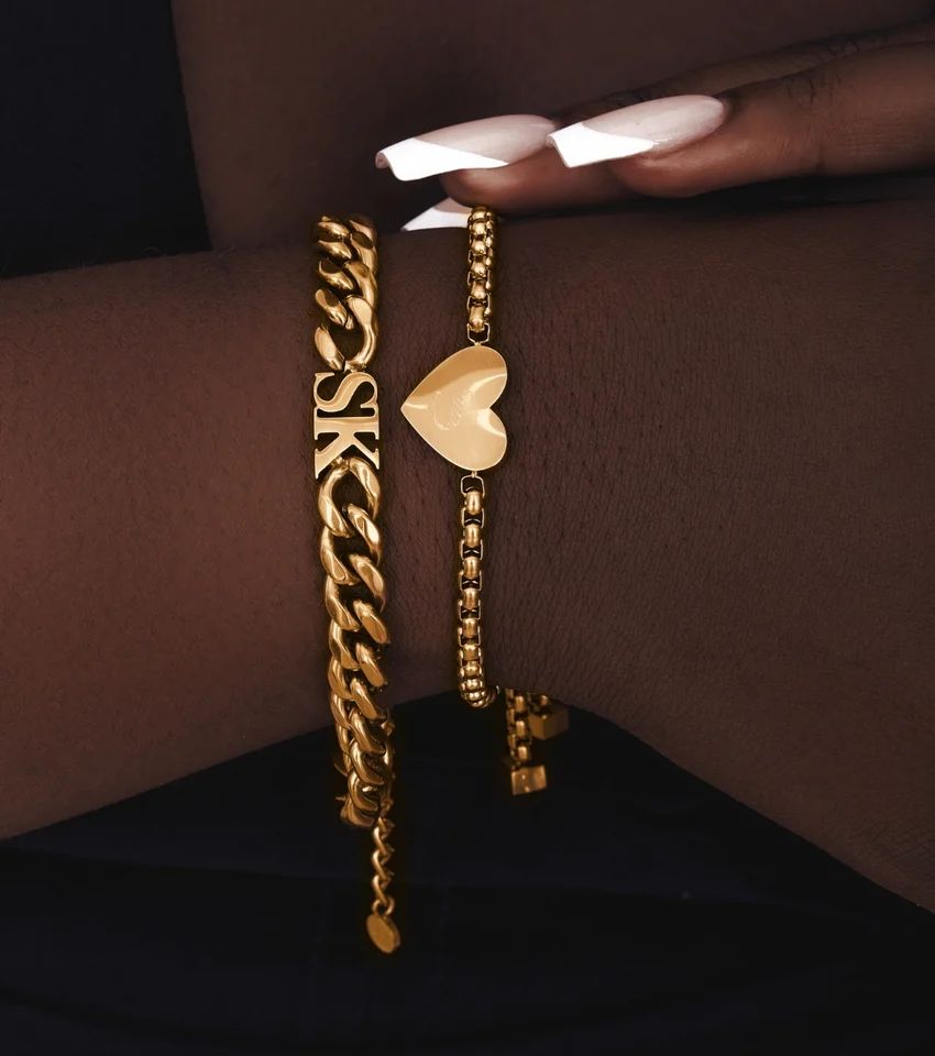 Initial Curb Bracelet (Gold) | Abbott Lyon