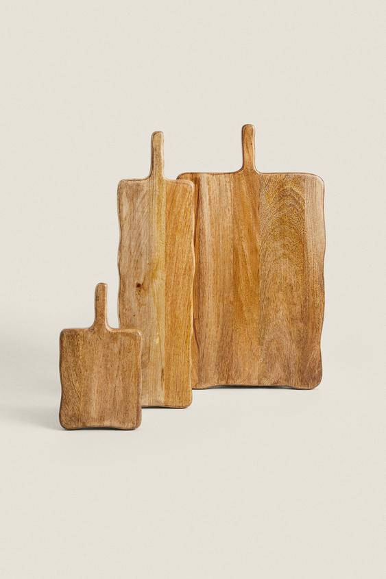 IRREGULAR WOODEN CUTTING BOARD | Zara US