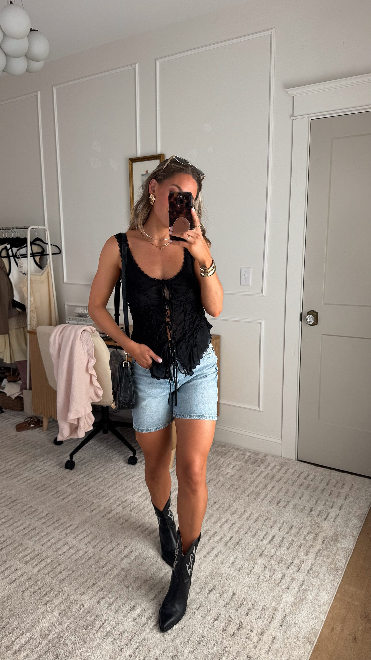 Summer Concert Outfit! Black ruched top, jean shorts & boots! 🎸 

Tank: Medium
Shorts: 2 

 

#LTKSeasonal #LTKFindsUnder100 #LTKStyleTip