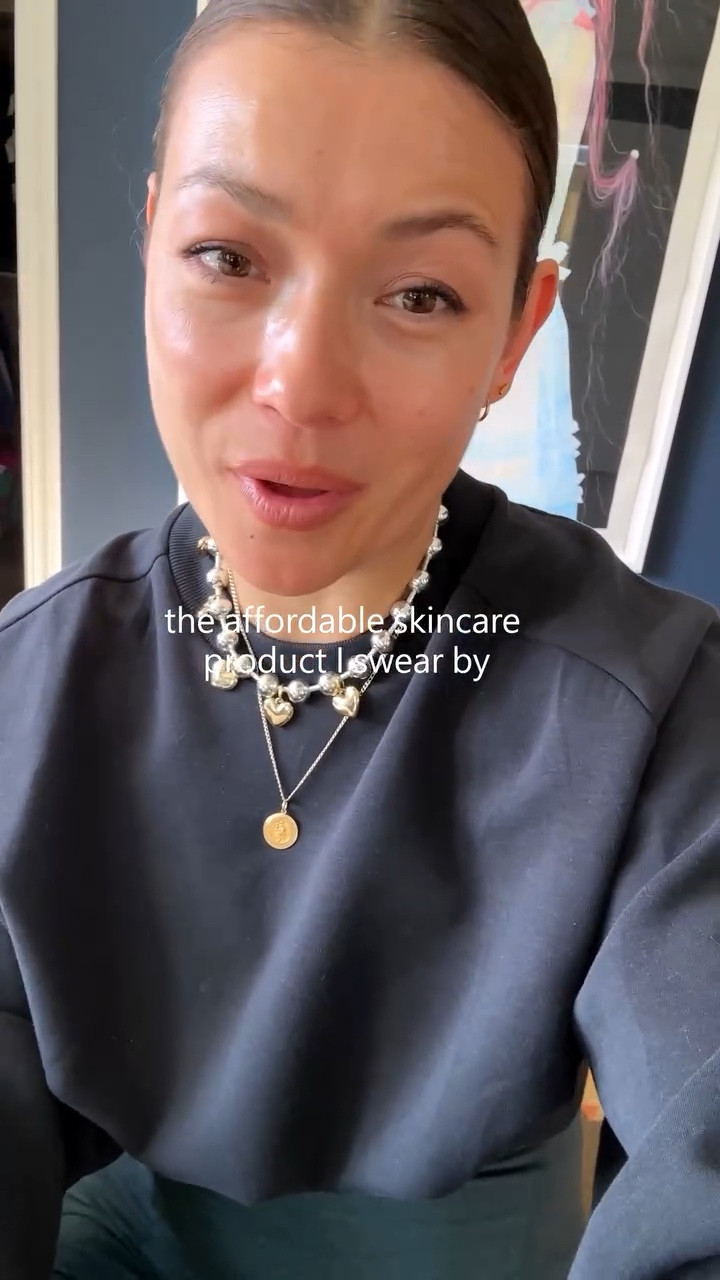 High up on my *very* short list of things I'll be buying over and over again this year: this Medicube Collagen Jelly Cream. 

We've been talking about this a bunch with our Discord crew, so here's a little more about why it's become a staple part of my skincare routine. I literally can't imagine going without it. 