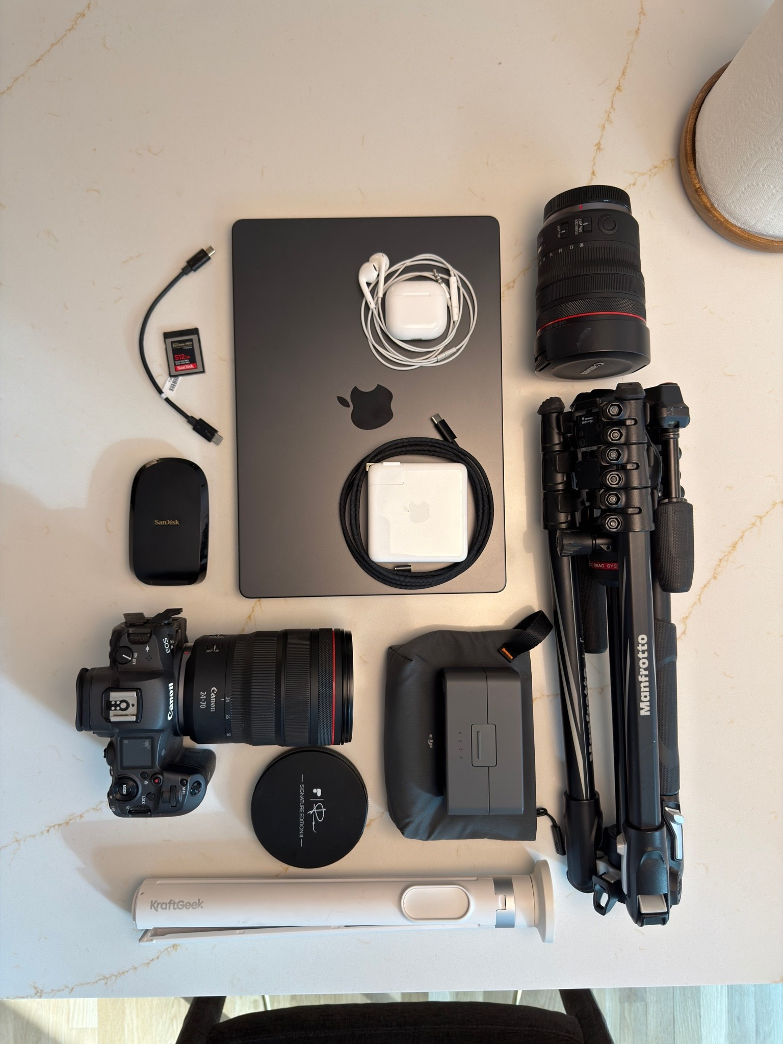 After years of creating content, these are the items I use on a daily basis.

#LTKdayinmylife #LTKvlog