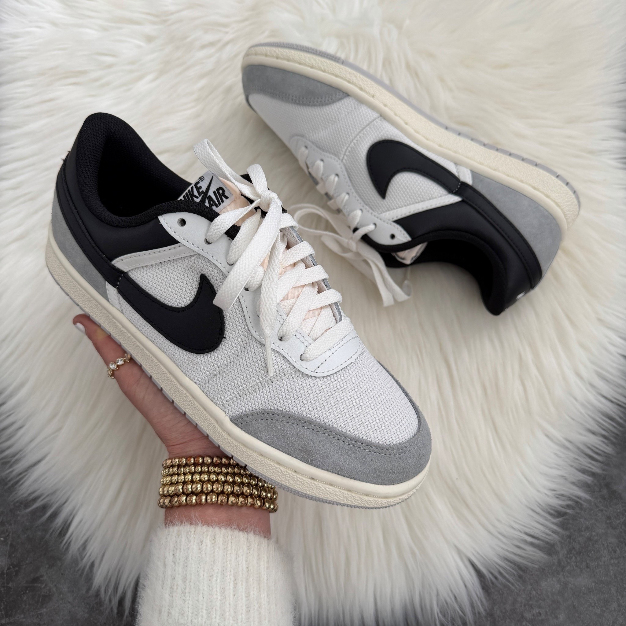 Nike air Jordan low skyline sneakers runs true to size 