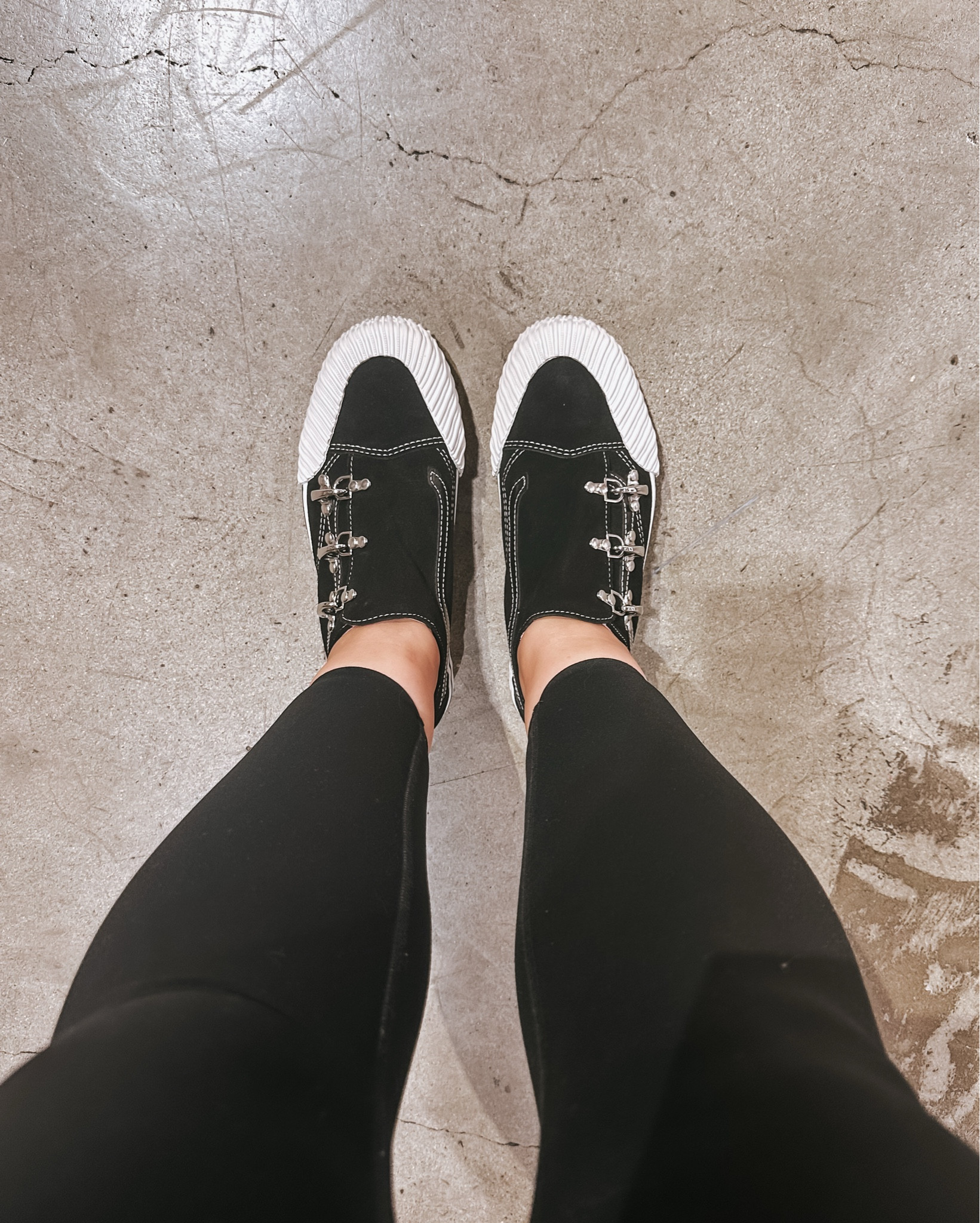 NEW vans shoes 😍
..
..
#fall #shoes #vans

#LTKStyleTip #LTKSeasonal