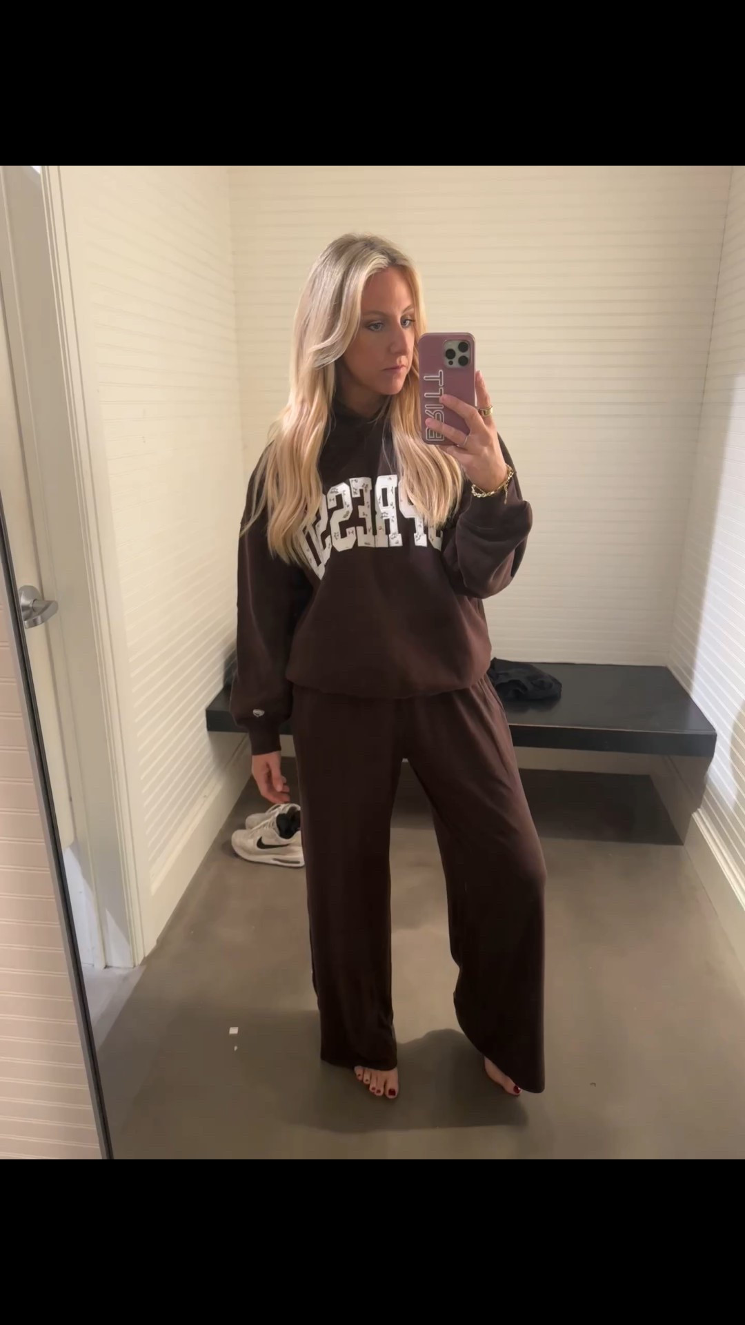 ESPRESSO lounge set 🐻

B Wearing Size large top and medium pants 

#LTKHoliday #LTKSeasonal #LTKHome