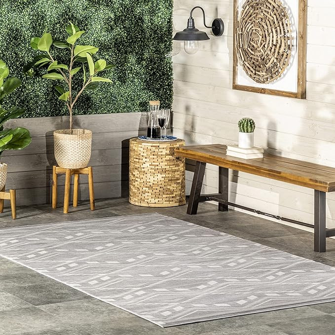 nuLOOM Joni Tribal Machine Washable Indoor/Outdoor Area Rug, 6' x 9', Grey | Amazon (US)