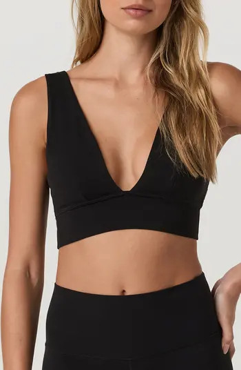 Vuori AllTheFeels™ Triangle Bra | Nordstrom | Nordstrom