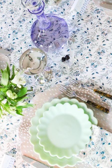 embracing all things summer and spring florals with some new playful pieces from c/o @tuckernuck 💐 The tofino pattern tablecloth will be on repeat all season and honestly, I think would be so perfect for the holidays too! 

For those who saw my cocktail hour turned into a silver polishing session, the treat is seeing these beauties shine for an early dinner with friends 🩶 I’m really having too much fun mixing high and low, colors and textures and old with new when setting the table these days. It’s been such a creative outlet for me and a way to spark conversation at the dinner table.

I also am loving playing around with my glassware collection (or maybe it’s an obsession - couldn’t tell ya 😂) and love garnishing water and cocktail classes for guest to dress up their drinks. I decanted filtered water in my Estelle decanter and had a bottle of sparkling on ice so whichever was the water preference, the blackberries enhanced it!

PS these placemats are reversible AND wipeable and honestly I need to get every pattern because how genius is that?!

I’m linking all these pieces via my @ltk.home! You’ll love mixing up your tables this way all season long 💃🏽💃🏽

#tuckernucking #tuckernuck #tablescape #tablesettings #youcansitwithus #youcansetwithus #tablescapestyling #tabletop #tabledecor #tabletoptuesday #hostingtips #ltkhome

#LTKFindsUnder100 #LTKHome #LTKFindsUnder50