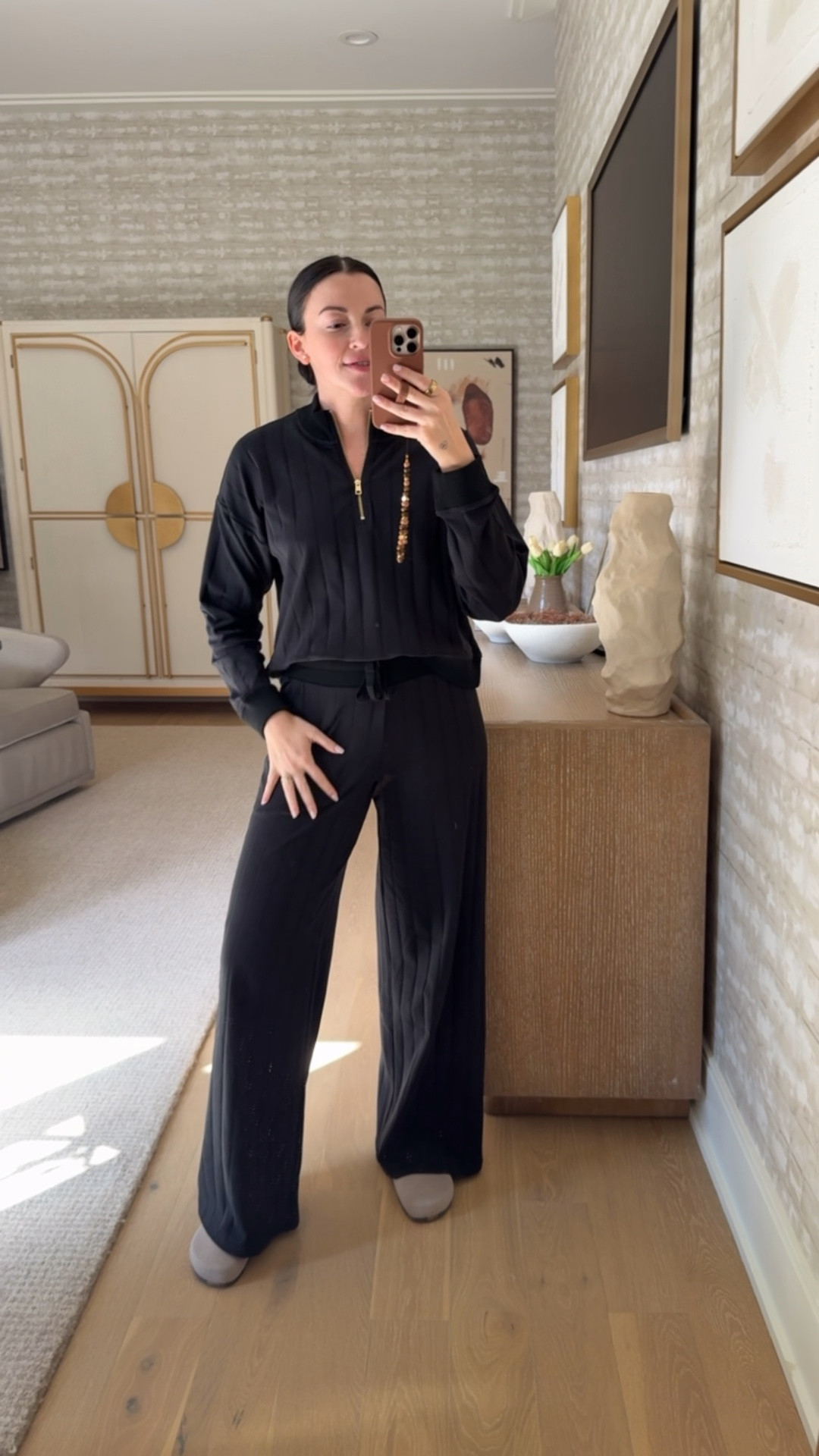 The entire @cellajaneblog x Splendid collab is SO CUTE. I got my true mediums in this wide rib set 

#LTKTravel #LTKmomlife #LTKootd