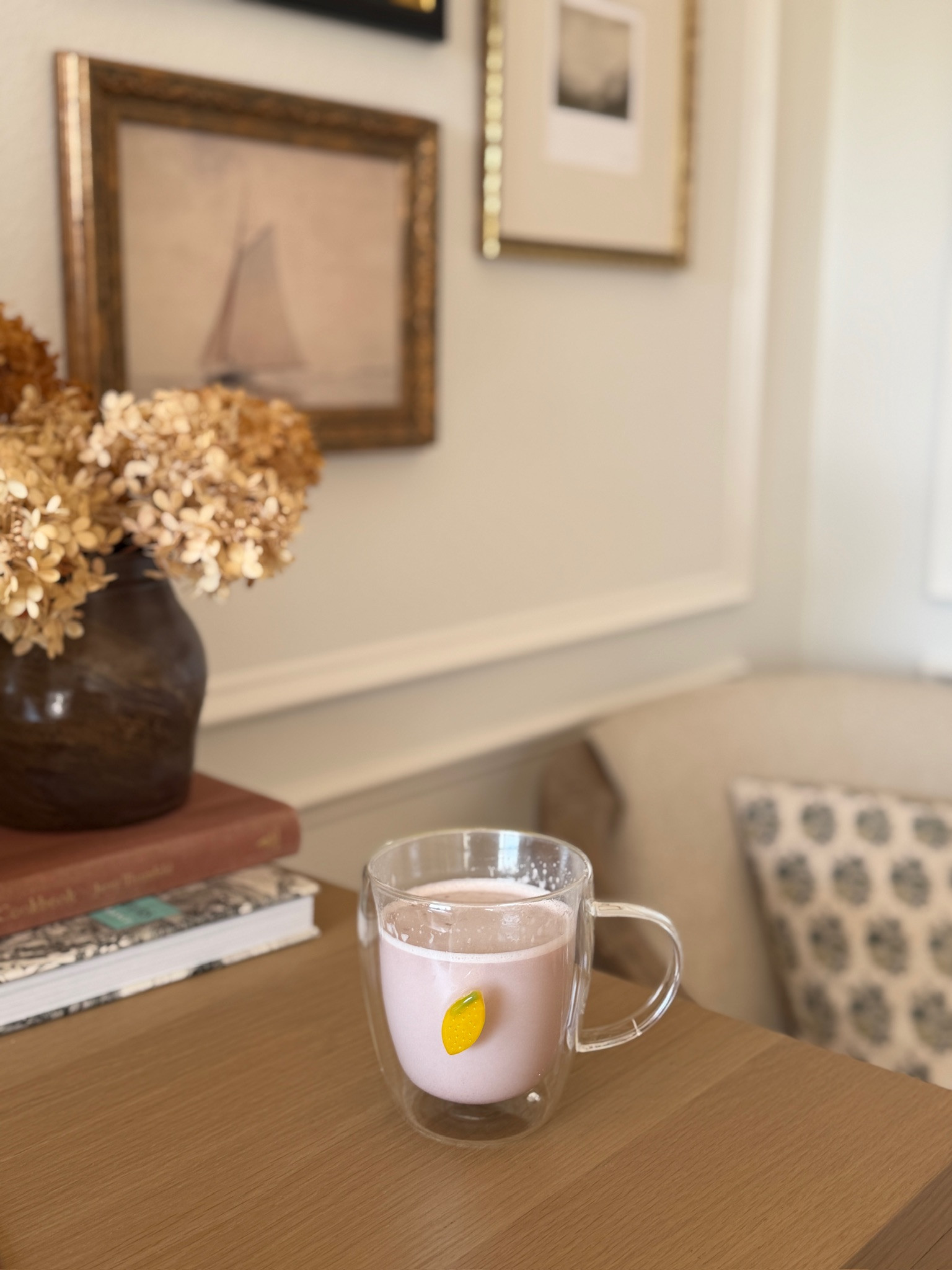 I am in love with this lemon icon mug from Anthropologie!

home decor, interior design, mugs 

 #LTKmomlife #LTKOver40 #LTKHome
