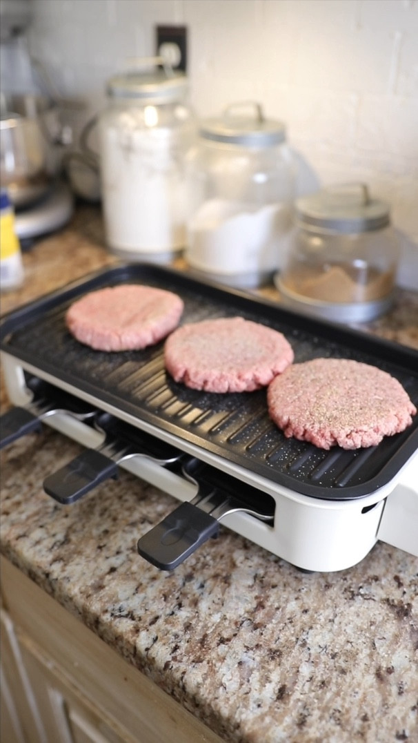 Indoor smokers Grill

#LTKHome #LTKFamily #LTKActive