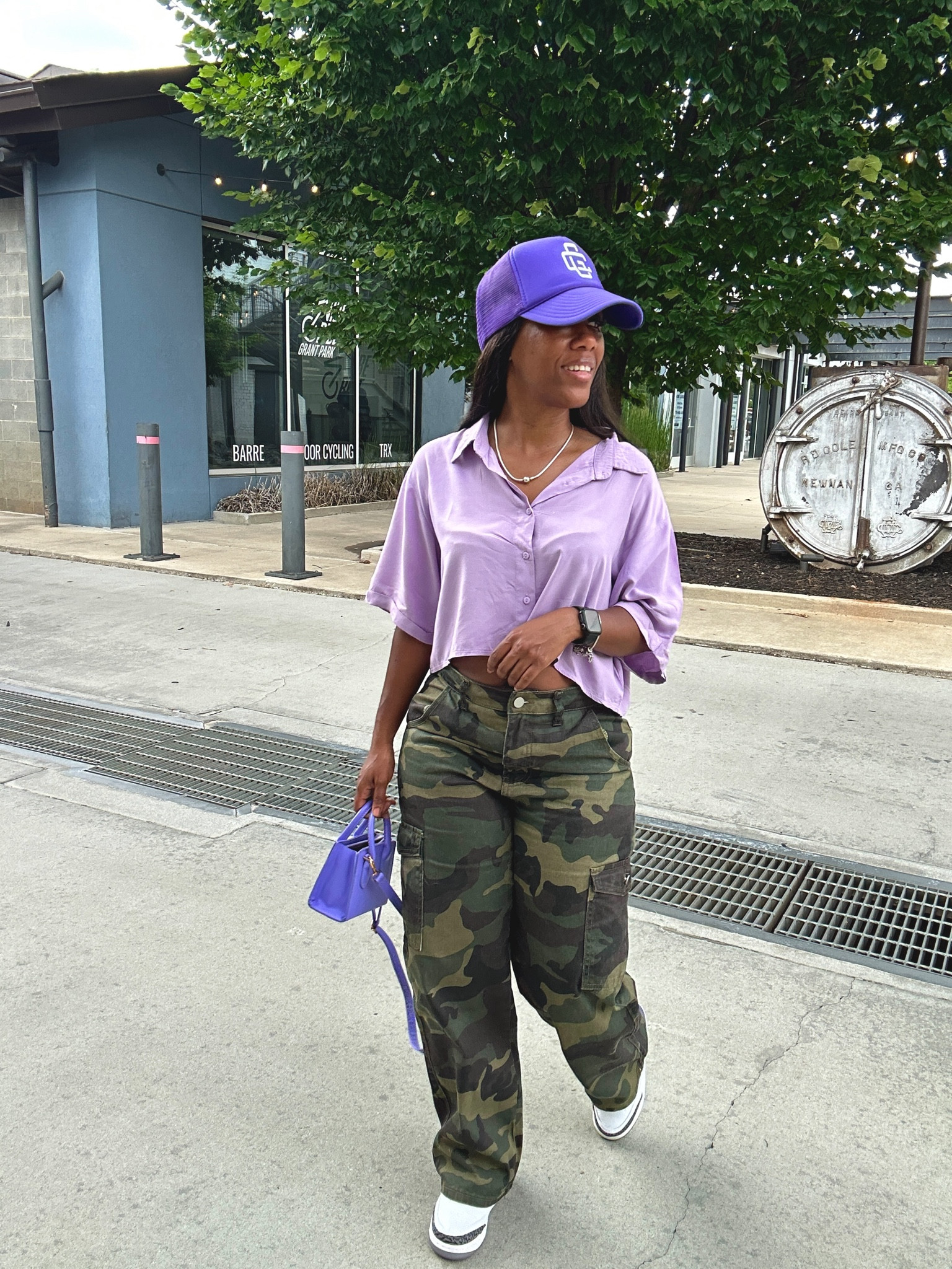 Camo cargo pants with a pop of color.

#LTKBacktoSchool #LTKFindsUnder50 #LTKFindsUnder100