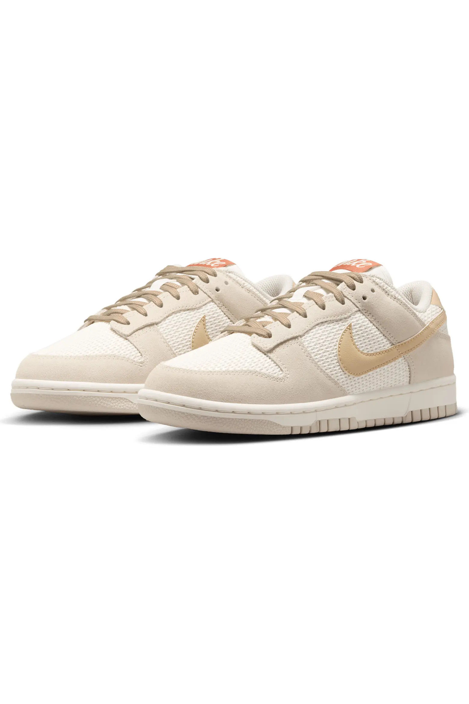 Dunk Low SE Basketball Sneaker (Women) | Nordstrom | Nordstrom