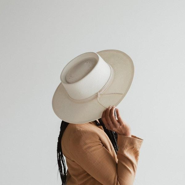 Bre Straw Pork Pie - Ivory | Gigi Pip