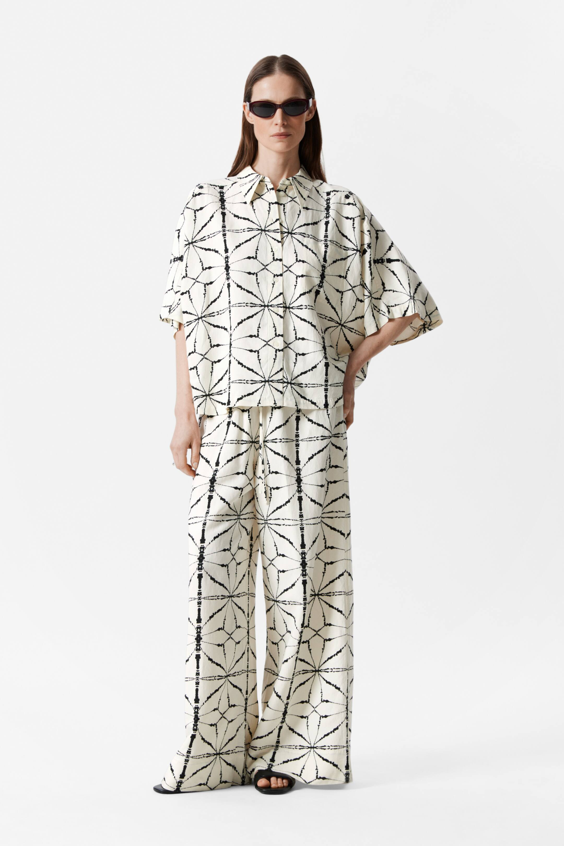 Short-Sleeve Shirt | H&M (UK, MY, IN, SG, PH, TW, HK)