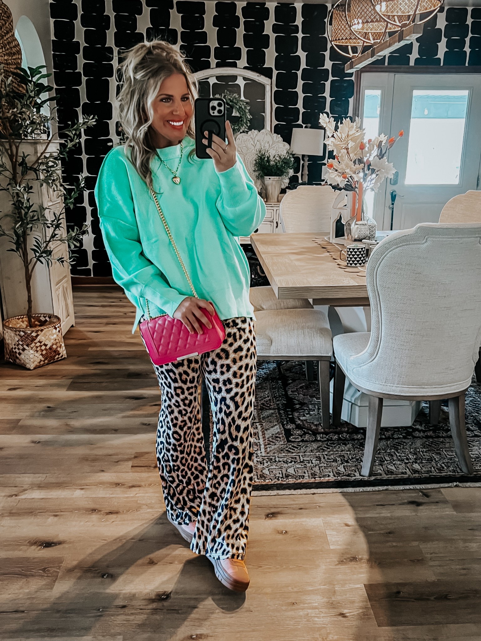 Leopard, green & pink 