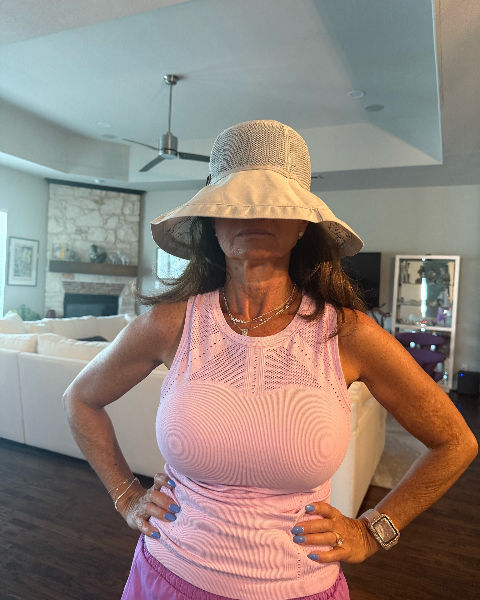 My mom got the sun hat I love! In the grey color

#LTKSwim #LTKTravel