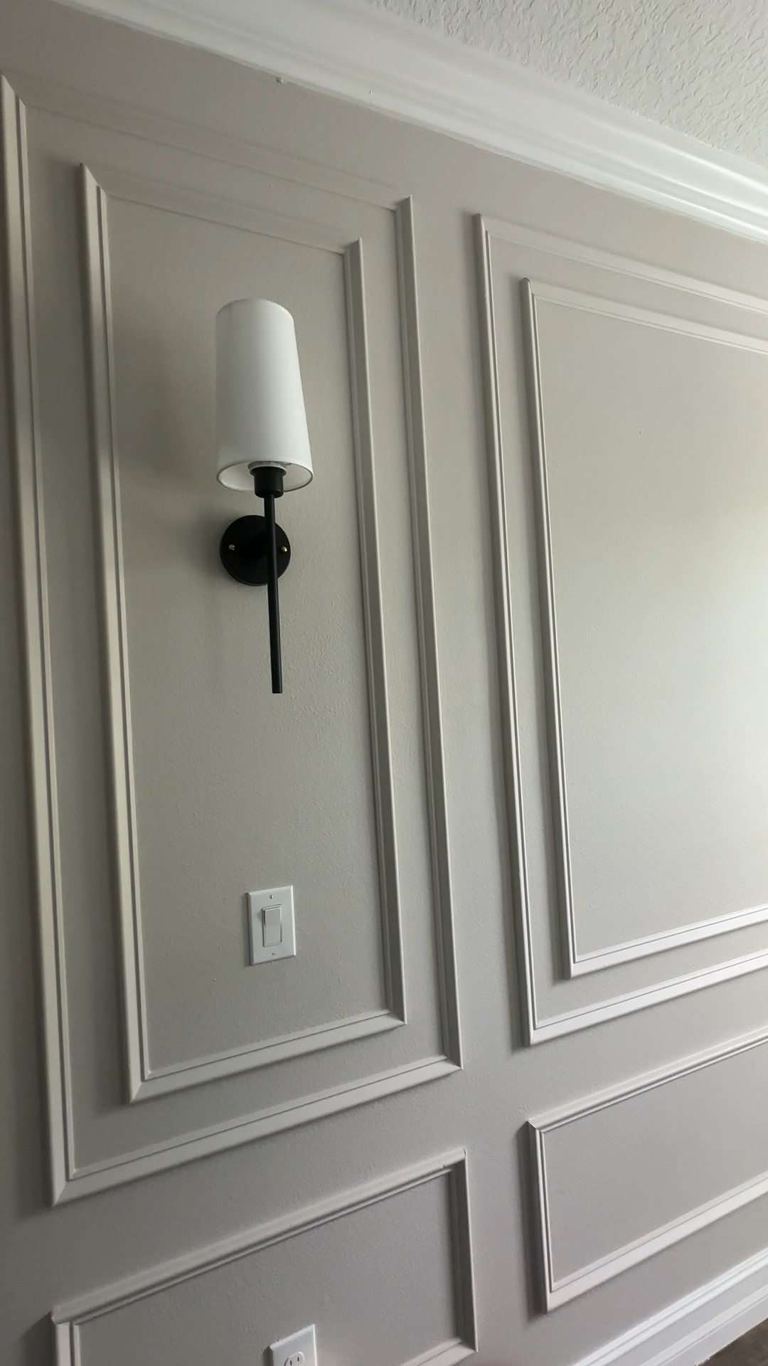 Amazon battery operated sconce lights comes with a remote and has three different settings
#homedecor #sconcelights #lighting #diningroom 

#LTKHome #LTKFindsUnder50 #LTKSeasonal