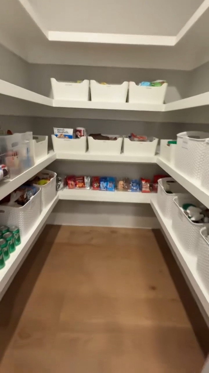 Chaos doesn’t have to be forever 🪄 Knocked out 3️⃣ separate spaces in my client’s home today. Organization is done; Systems are set! 🙌🏼 #pantry #professionalorganizer #reels #instadaily #chaostocalm

#LTKActive #LTKHome #LTKdayinmylife