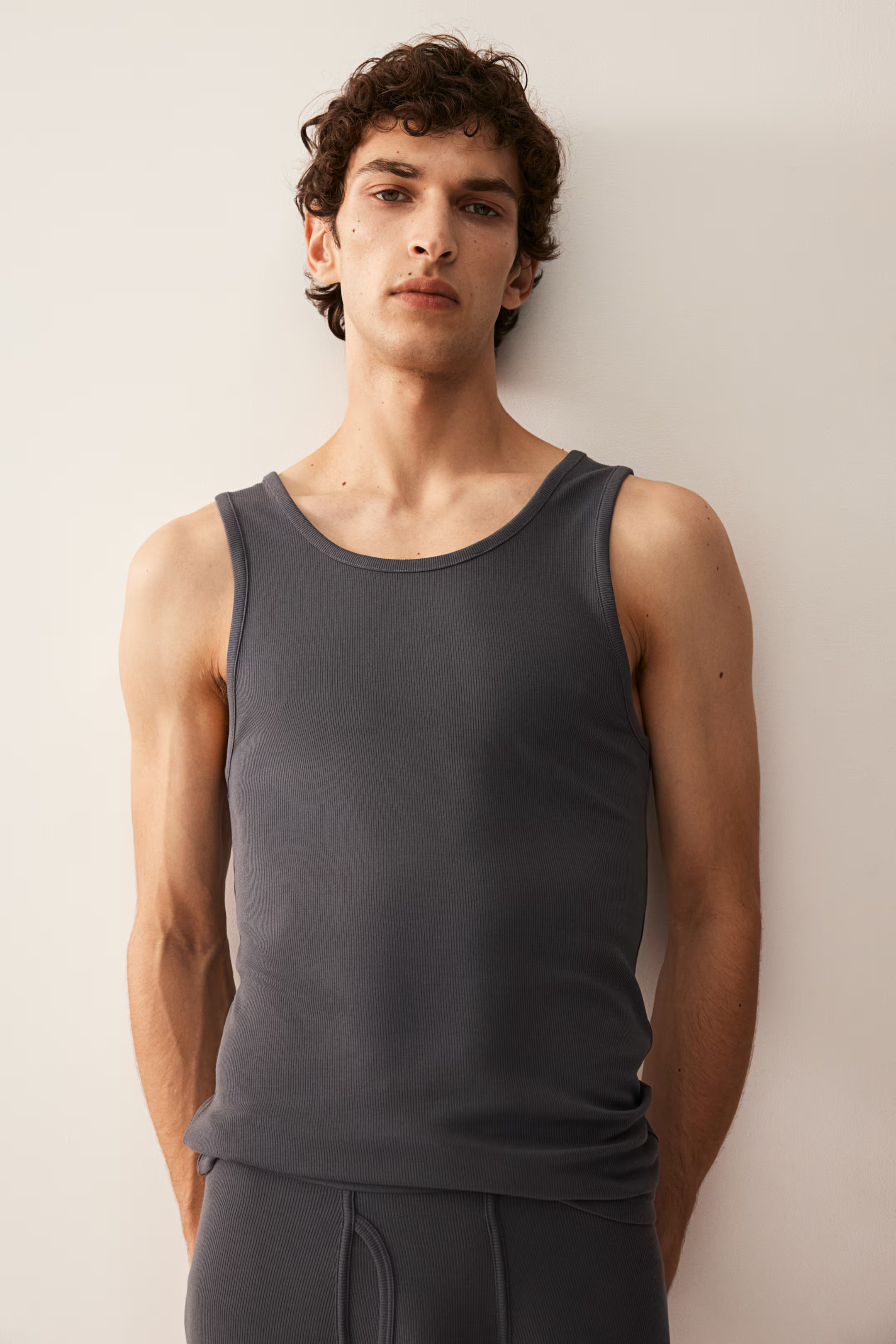 THERMOLITE® Regular Fit Vest top | H&M (UK, MY, IN, SG, PH, TW, HK)