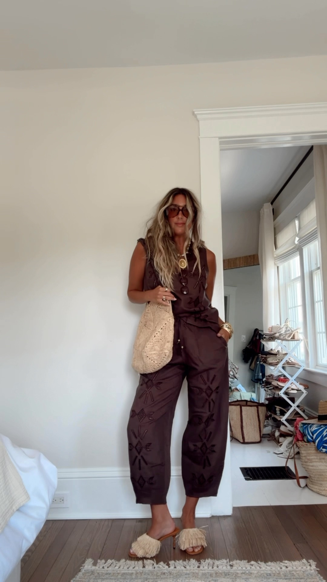 let's pack for a little weekend getaway! Loveeee this linen set - the details are insane! You can easily make like 6 outfits with all of these pieces, comment SHOP for my @johnnywas getaway edit! These pieces included🙌🏼  #johnnywaspartner