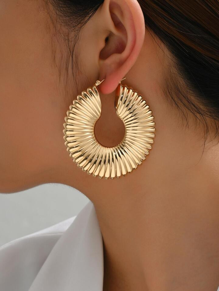 1pair Classic Fashionable Geometric Shape Minimalist Hoop Earrings | SHEIN