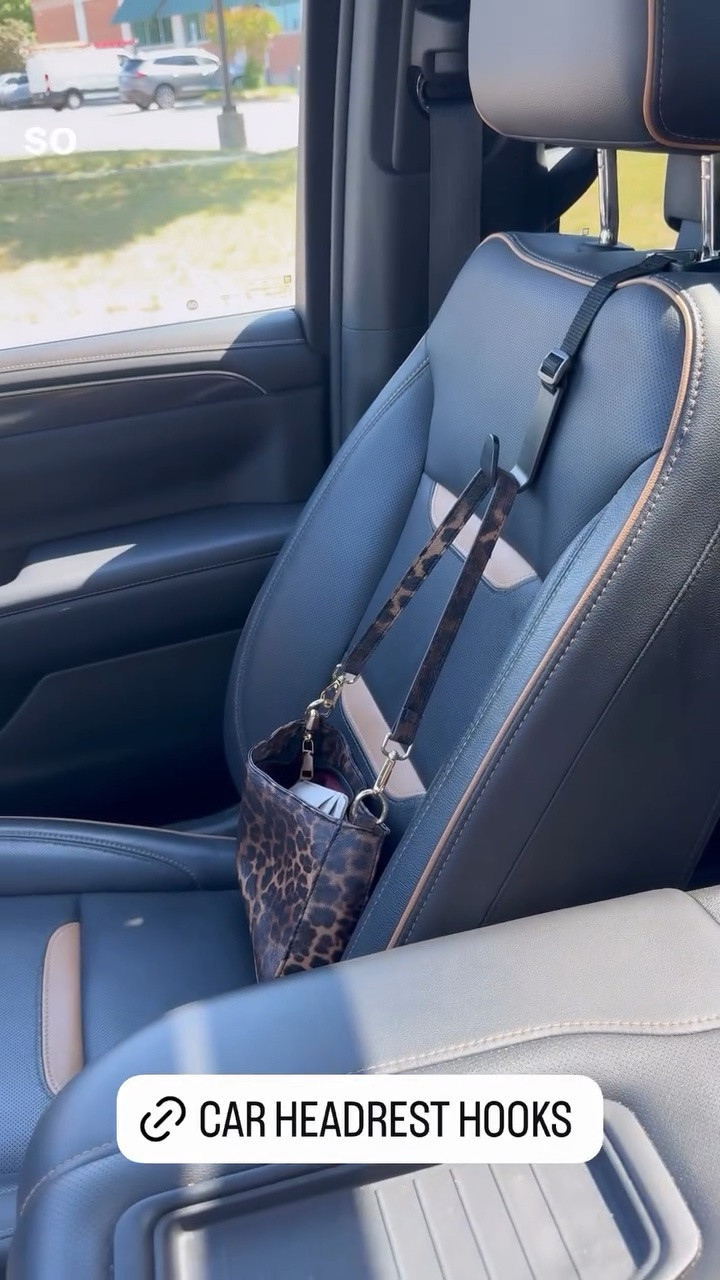 These car hooks have been a game changer I won’t lie

#LTKmomlife