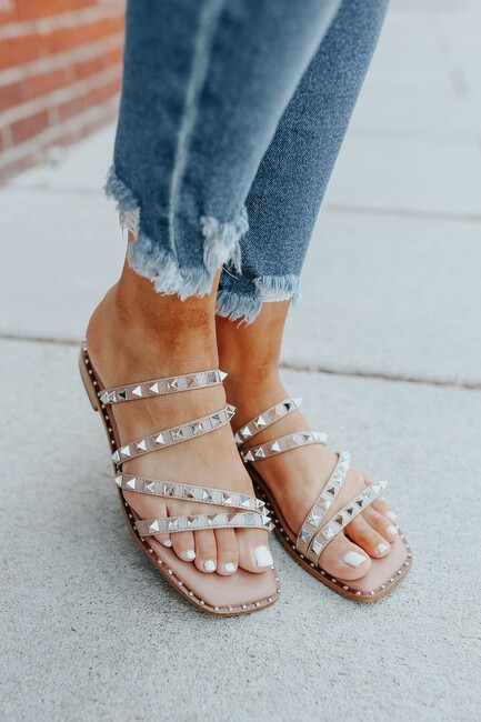Steve Madden Skyler Studded Tan Sandals | Magnolia Boutique