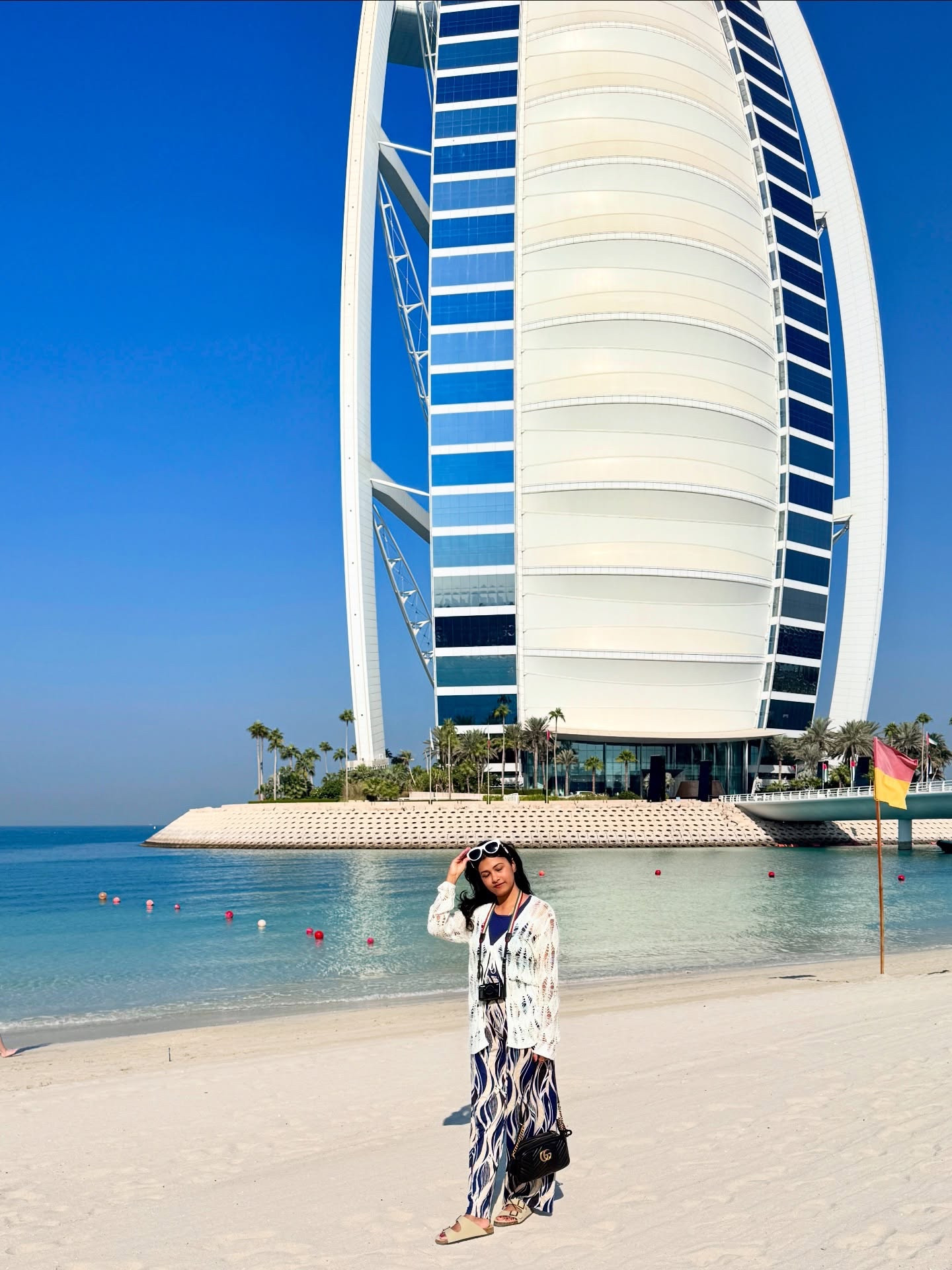 Sun, sea, and the Burj Al Arab behind me ✨

#burjalarab #jumeirabeach #dubai #pamdsouza #travelgram