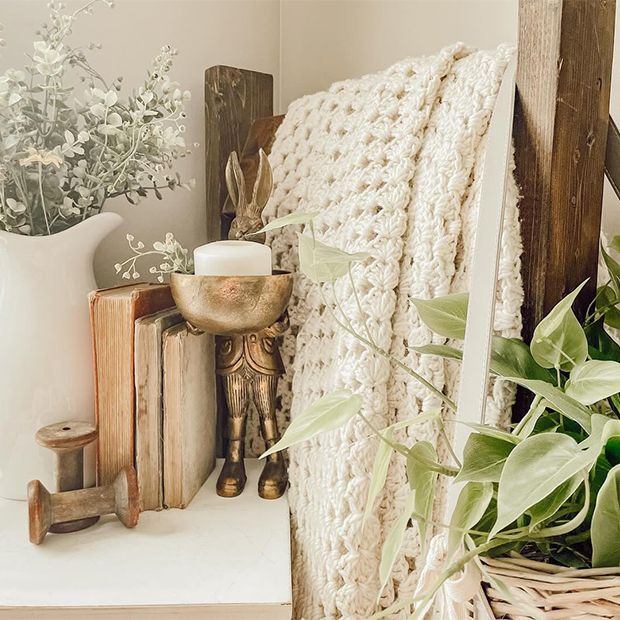 Standing Rabbit with Display Bowl | Antique Farm House