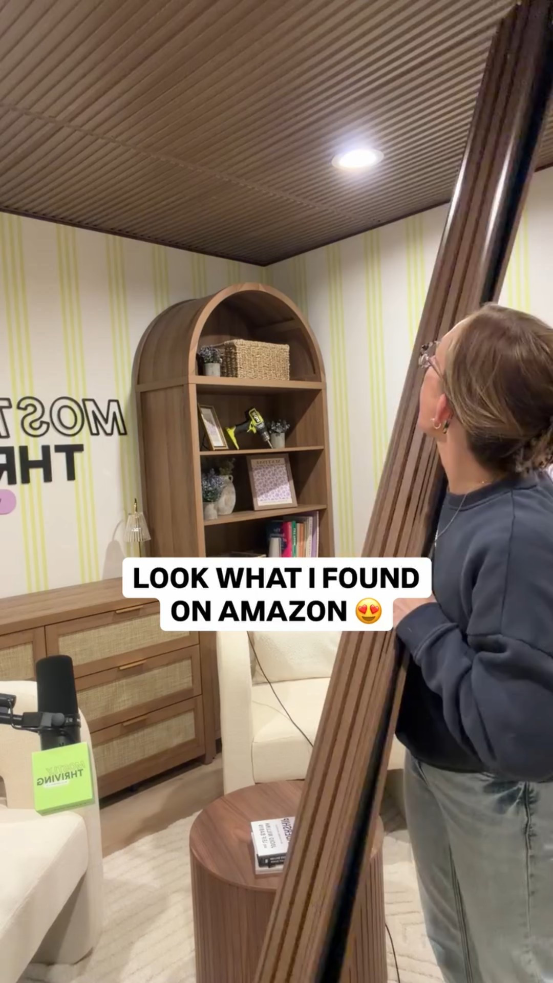 Im obsessed with these flexible wood slat panels from Amazon! They are GORGEOUS!!!!

DIY Projects | Wood Slat Paneling | Podcast Studio | Basementt

#LTKHome