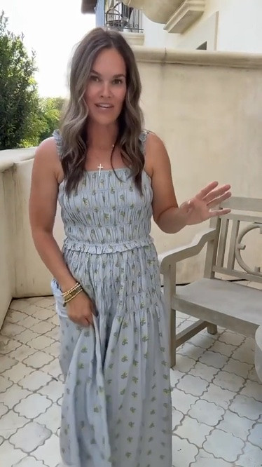 This is the perfect dress to throw on for a casual summer day and it’s on sale for Memorial Day! It’s so comfy and easy to wear, I loved it so much I got it in red too!

#LTKSaleAlert #LTKootd #LTKmomlife