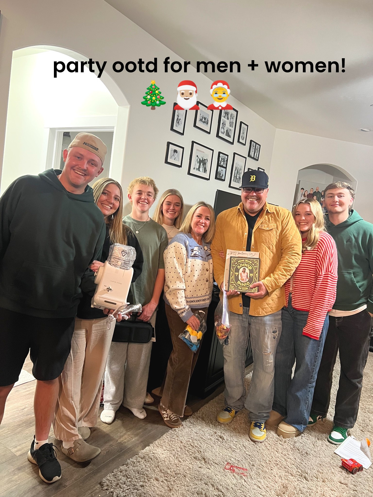 ⛷️❄️🎄cute looks that can be made up just by mixing + matching holiday colors or winter graphics! celebrate Christmas and new year’s in style! 🥳🍾✨
.
#christmasootd #holidaylooks #partyootd #menspartyfit #womenspartyfit #familyparty

#LTKOver40 #LTKHoliday #LTKSeasonal