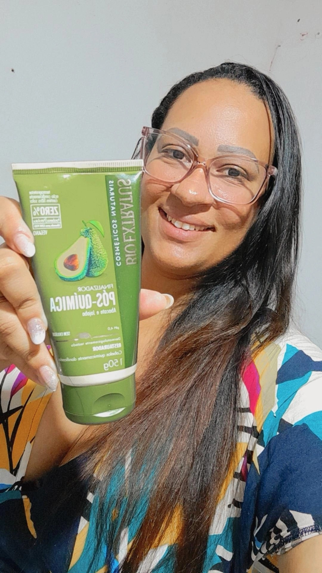 Vim falar para vocês um pouco sobre esse produto maravilhoso da Bio Extratus!Ele Forma um escudo hidroprotetor sobre a fibra capilar. Auxilia na reposição de água e de nutrientes, completando o tratamento restaurador. Possui termoproteção e filtro solar, podendo ser utilizado para escovar, ou para secar os fios naturalmente. 

#LTKbrasil #LTKSpringSale #LTKSeasonal