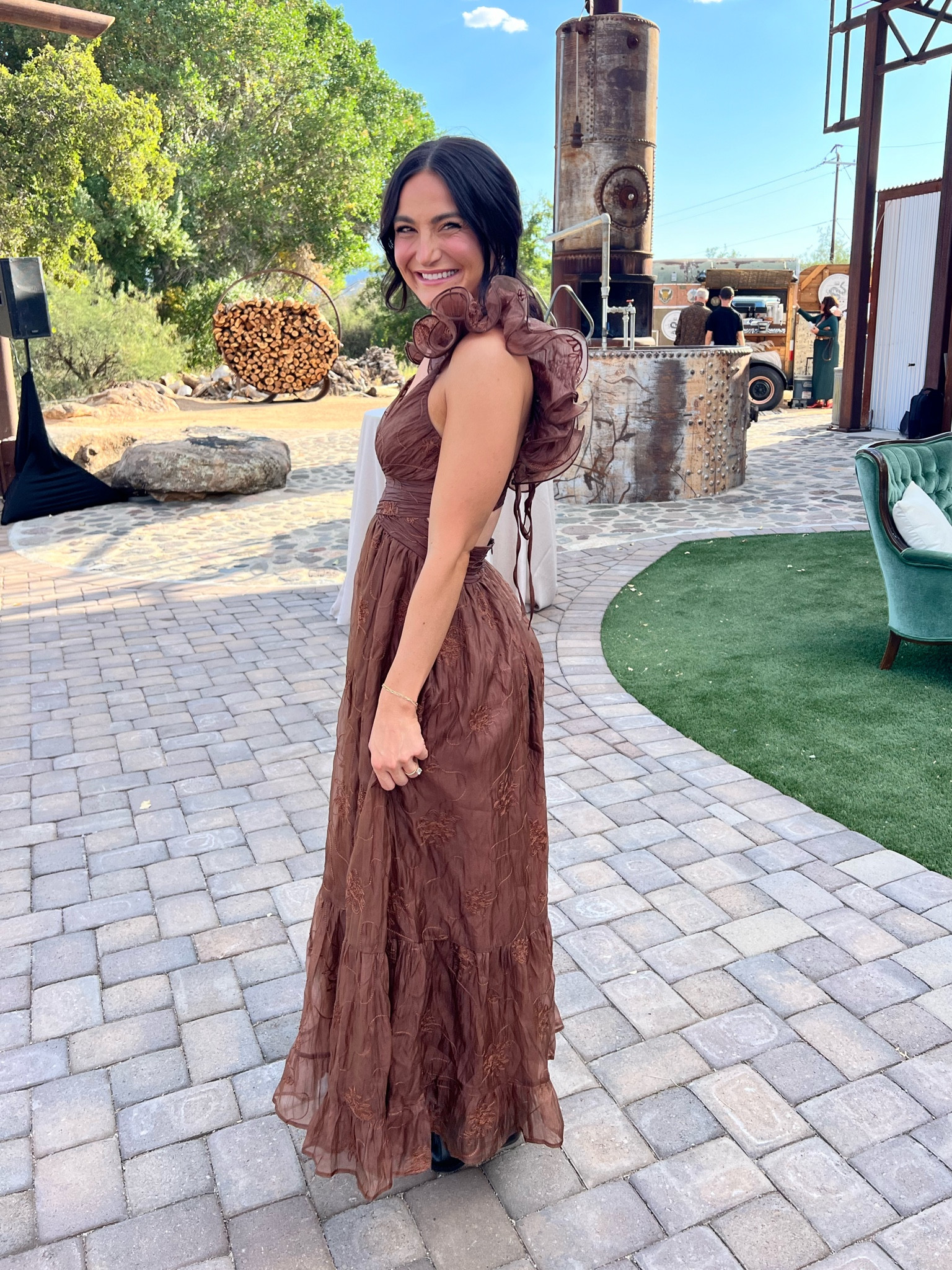 fall wedding guest outfit🖤

#LTKWedding #LTKSeasonal #LTKStyleTip