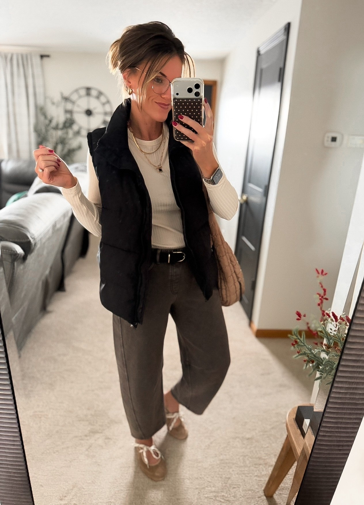 Back to work after many days off 😜 if I’m going back I’m gonna be comfy. These GAP pants are 👏👏👏 my color looks to be sold out but two others available. 
Top/small
Pants/small
Vest/snall

#LTKSaleAlert #LTKootd #LTKSeasonal