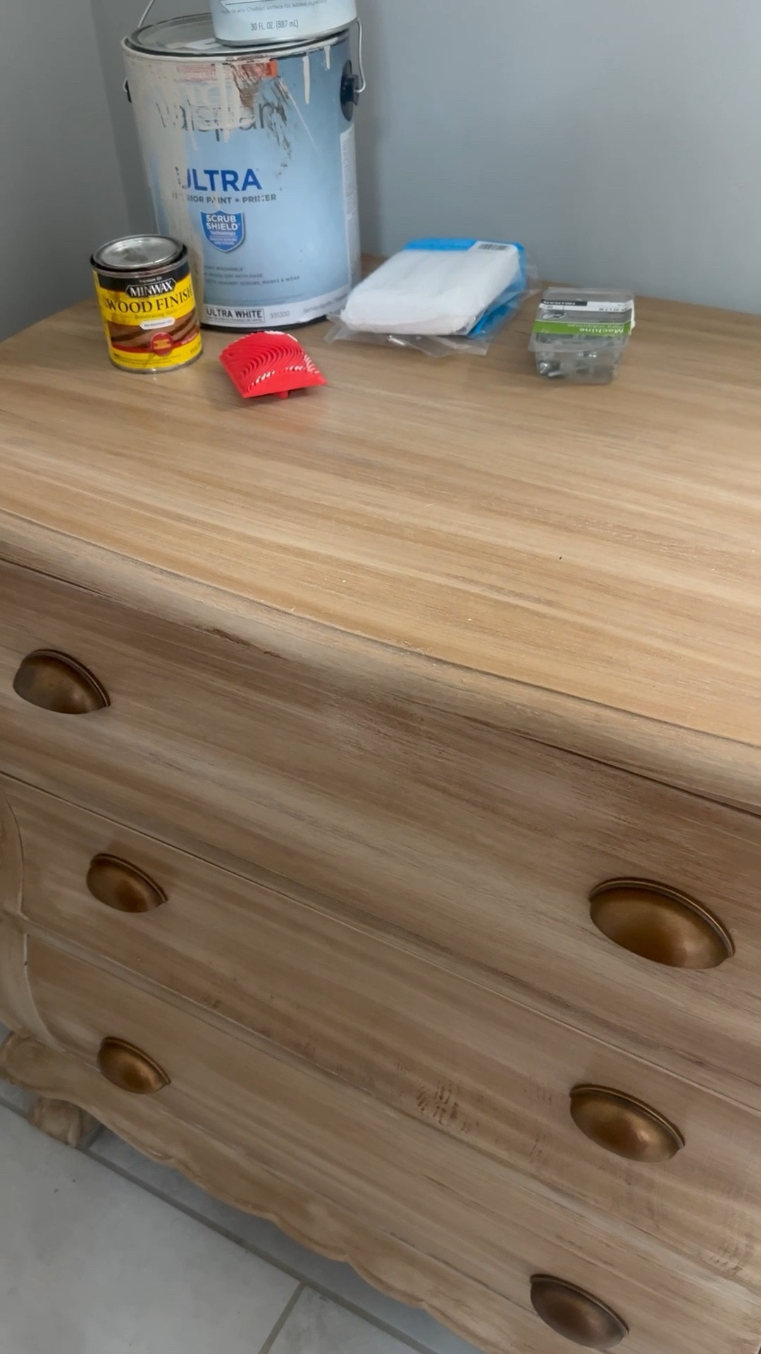 Refinished Furniture Technique 

Trial and error, I refinished this piece 3 times! I think I’m done lol 😝 

#LTKHome #LTKdayinmylife